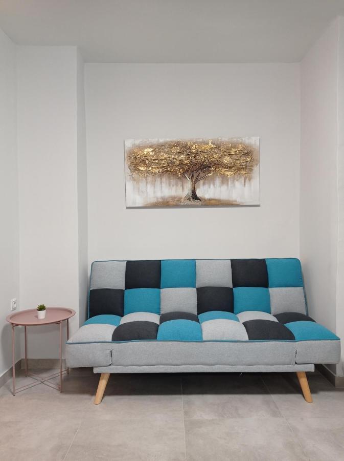 Central Home Tríkala Dış mekan fotoğraf